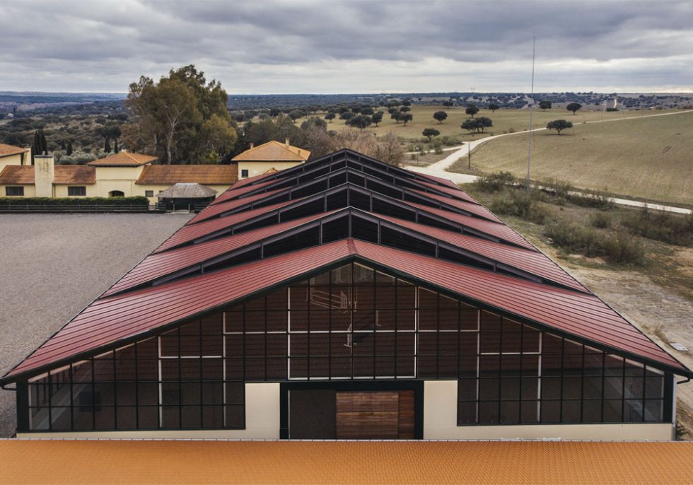 OOIIO Arquitectura Picadero de Caballos