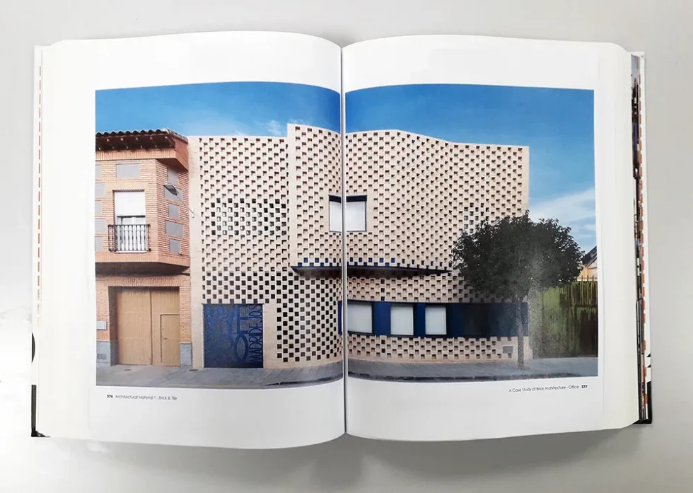OOIIO-Brick-and-Tile