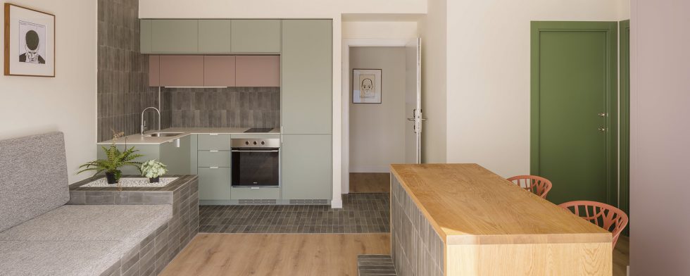 Reforma Interiores Apartamento 02 en Carabanchel por OOIIO